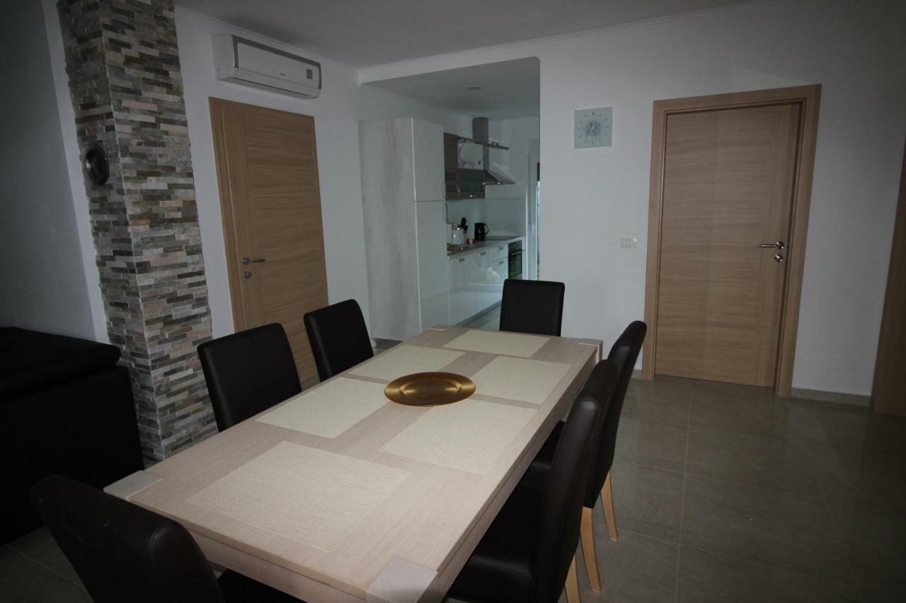 Apartment อูมัค ภายนอก รูปภาพ